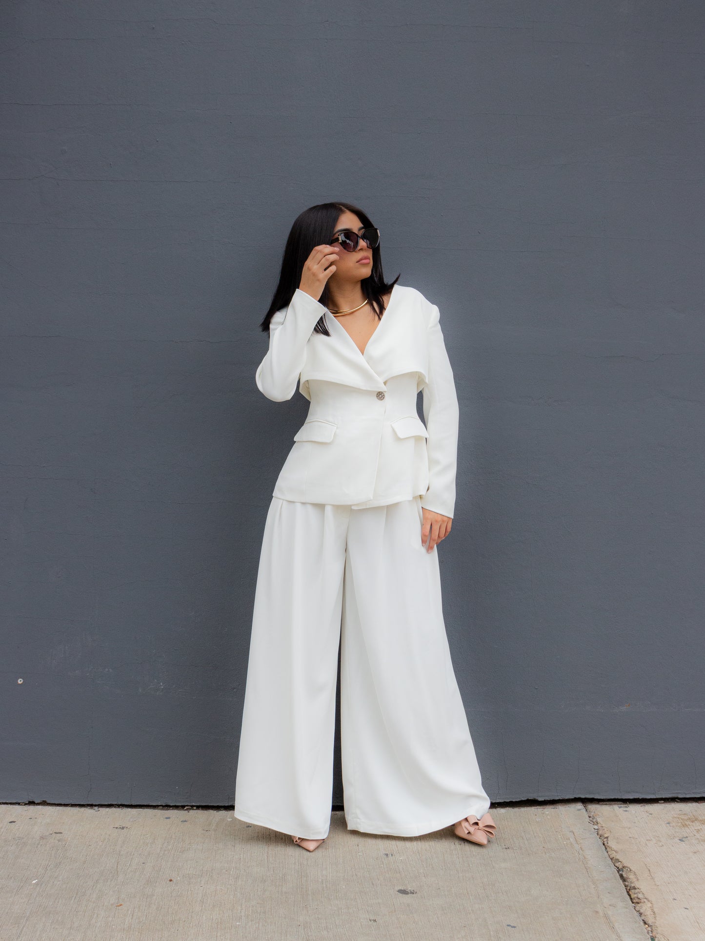 Conjunto blanco ancho con Blazer